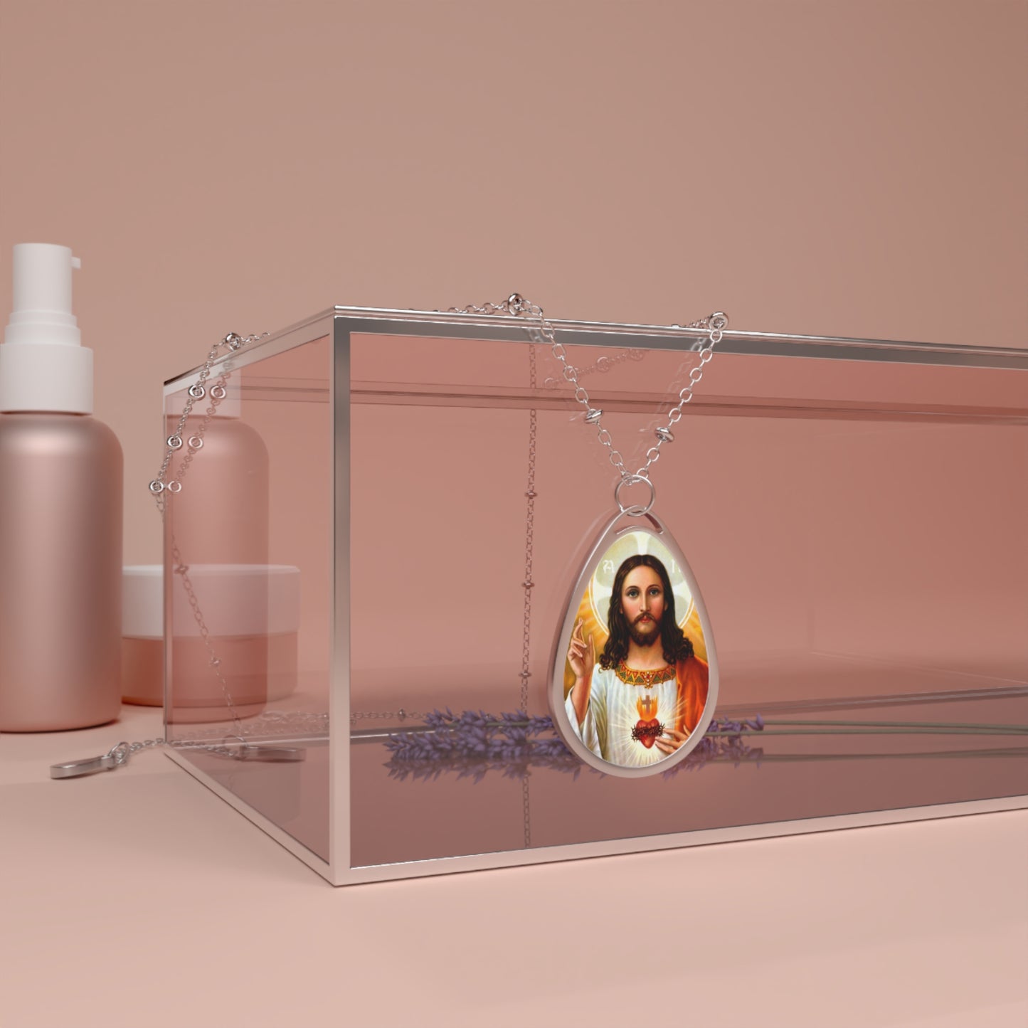 Necklace Pendant with Sacred Heart, Religious Jewelry, Oval Necklace, Christian Gift, Spiritual Accessory, Vintage Style