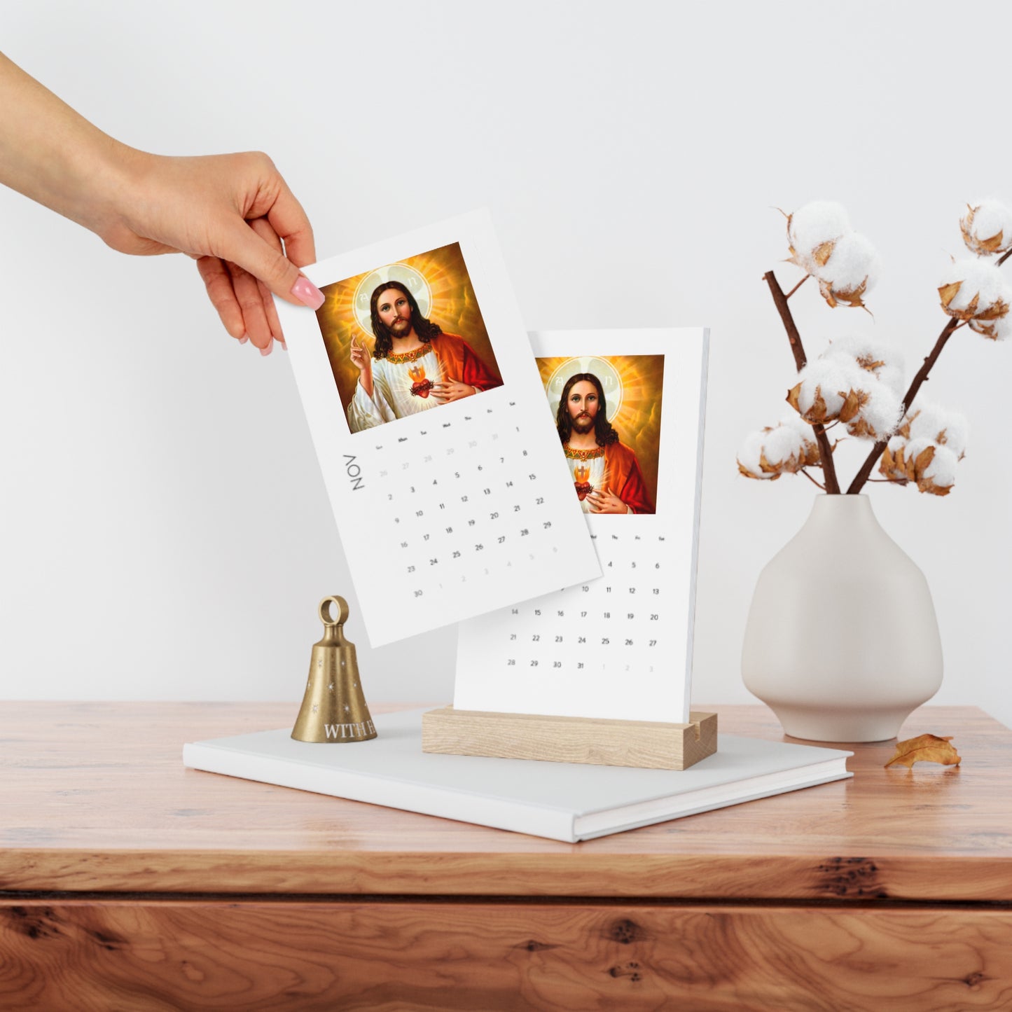 Wall Calendar 2025, Sacred Heart Jesus, Religious Desk Planner, Christian Home Decor, Catholic Gifts, Spiritual Office Organizer, Vertical
