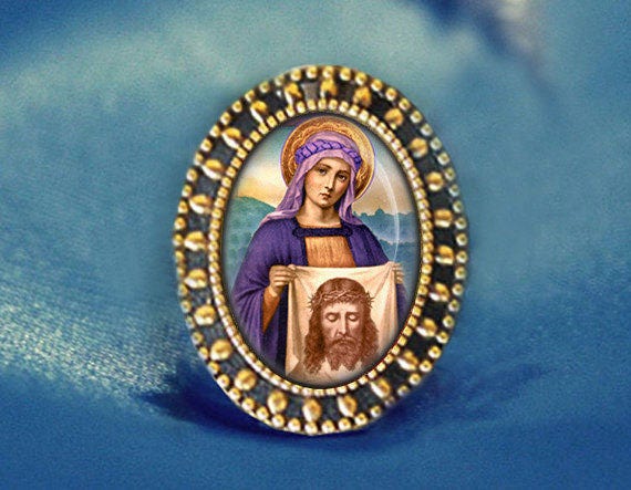 St Veronica and The Holy Face Jesus Brooch Catholic Broach Antique Gold Pin