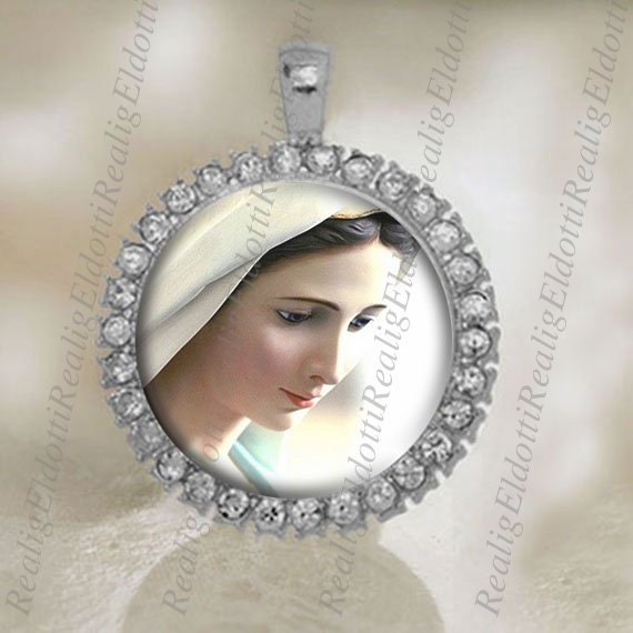 Our Lady of Medjugorje Virgin Mary Catholic Christian Gold / Silver Tone Medal Pendant