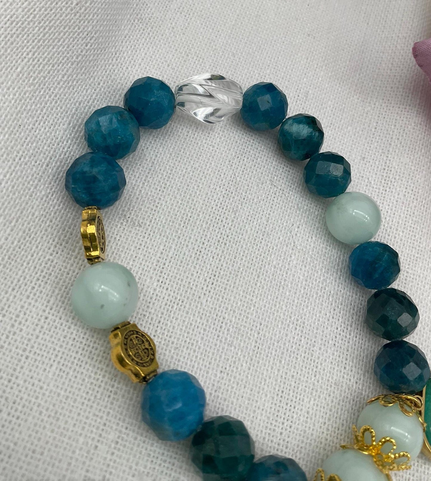 Our Lady of Mount Carmel and Jesus Sacred Heart Catholic Stretch Bracelet | Green Angelite