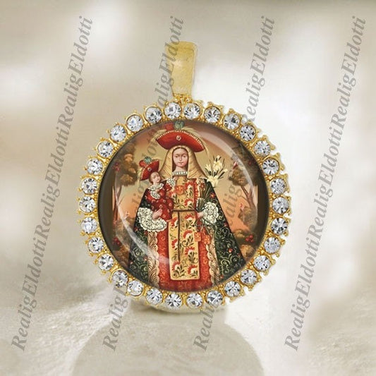 Mother Mary Virgin of Mercy Virgen de la Merced Christian Catholic Gold Tone Medal Pendant Jewelry