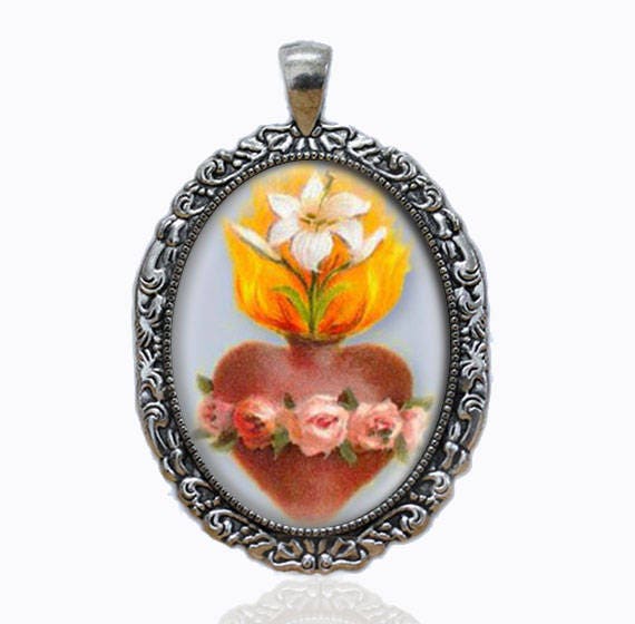 Religious Catholic Medal Silver Tone Pendant Virgin Mary Immaculate Heart
