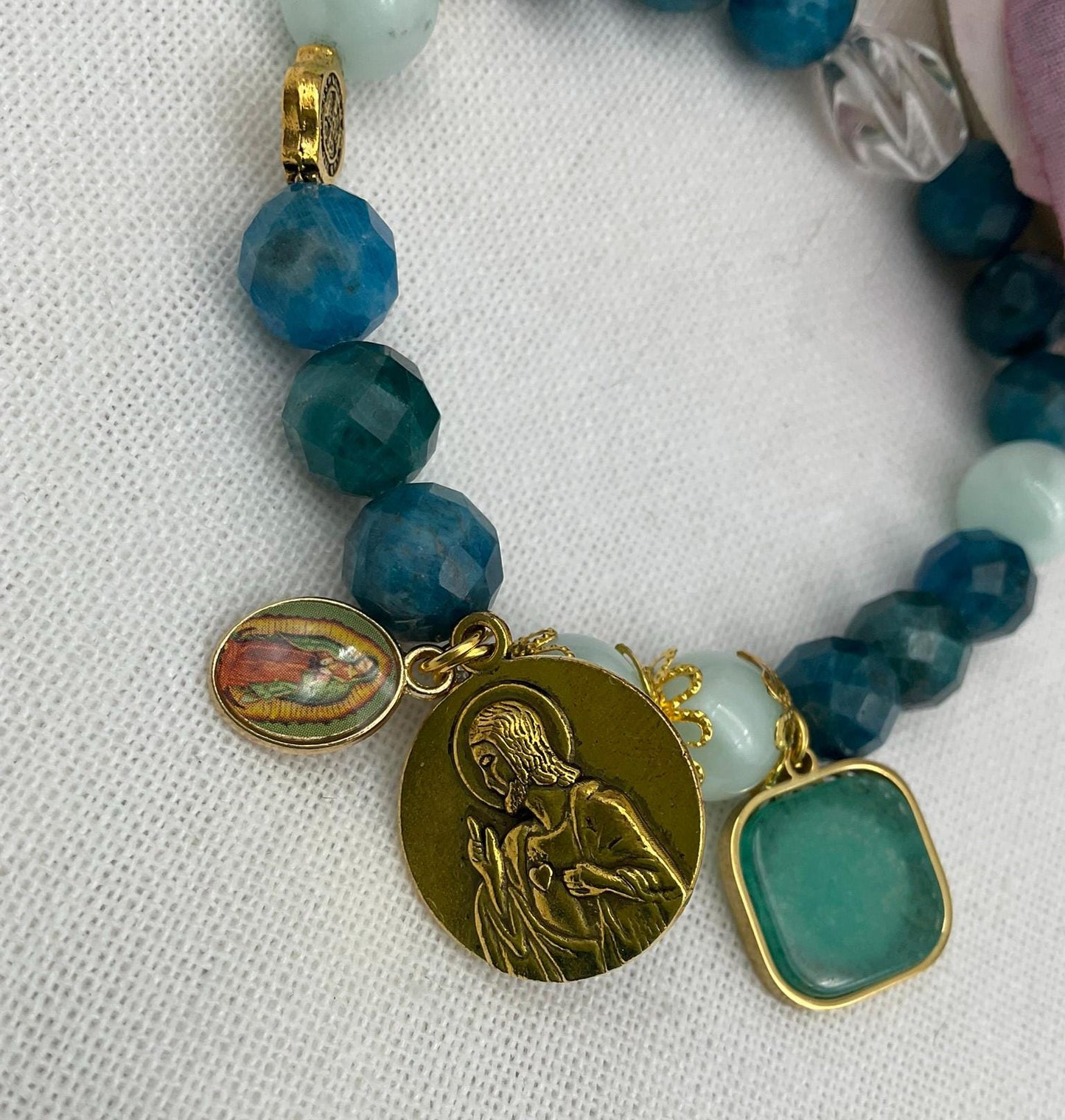 Our Lady of Mount Carmel and Jesus Sacred Heart Catholic Stretch Bracelet | Green Angelite