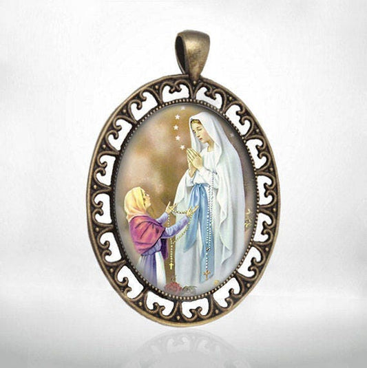 Religious Catholic Virgin Mary Medal Pendant Our Lady Of Lourdes Jewelry