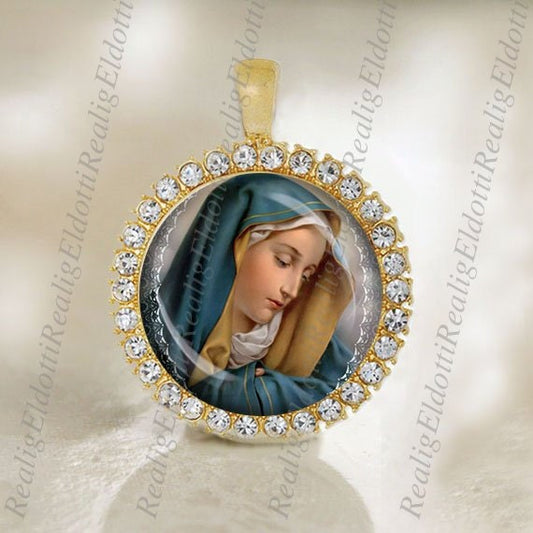 Virgin Mary Our Lady of Sorrows Medal Religious Catholic Gold Tone Pendant Jewelry