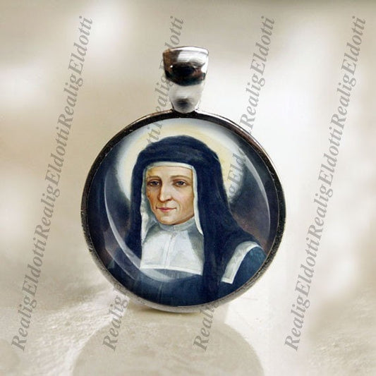 St Louise de Marillac Patron of widows, sick people Catholic Medal Pendant